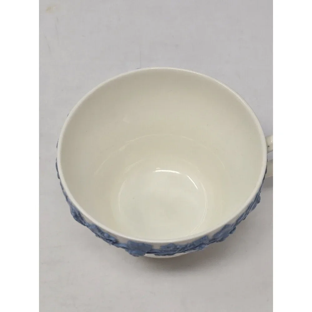VINTAGE WEDGWOOD EMBOSSED QUEEN'S WARE WHITE & BLUE TEA CUP & SAUCER SET KITCHEN